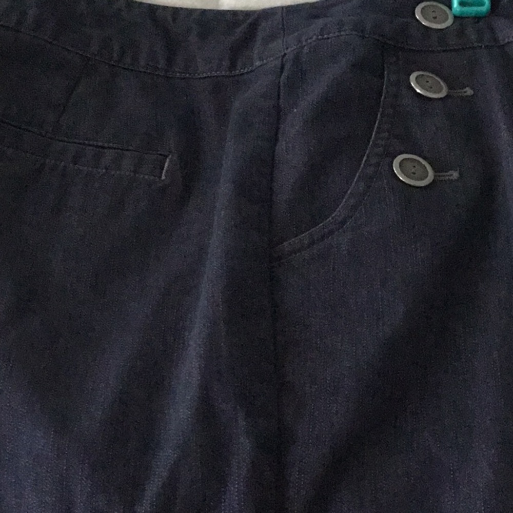 Jeans - Picture 2 of 3